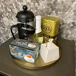For Big Group - 6 Bedrooms & 2 Same House タリン