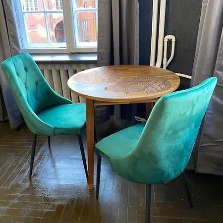 For Big Group - 6 Bedrooms & 2 Same House Таллінн