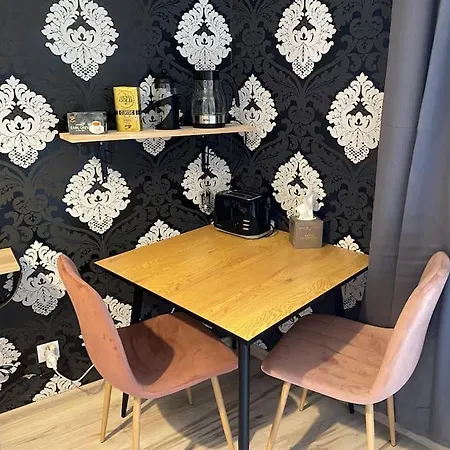 公寓 For Big Group - 6 Bedrooms & 2 Same House *