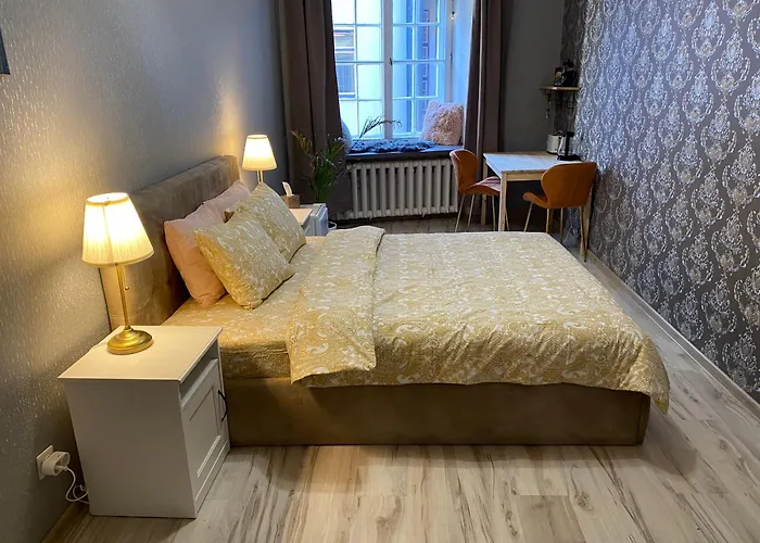 Апартаменти For Big Group - 6 Bedrooms & 2 Same House Таллінн