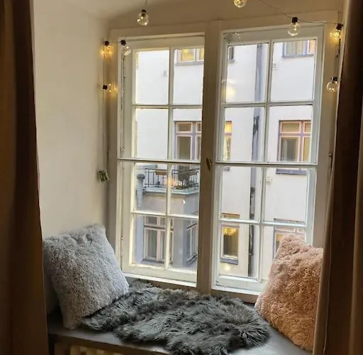 Apartmán For Big Group - 6 Bedrooms & 2 Same House *