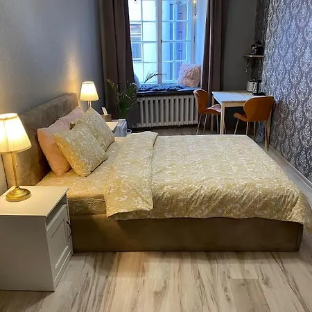 Appartement For Big Group - 6 Bedrooms & 2 Same House Tallinn