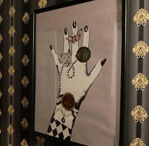 Appartement For Big Group - 6 Bedrooms&2 Same House