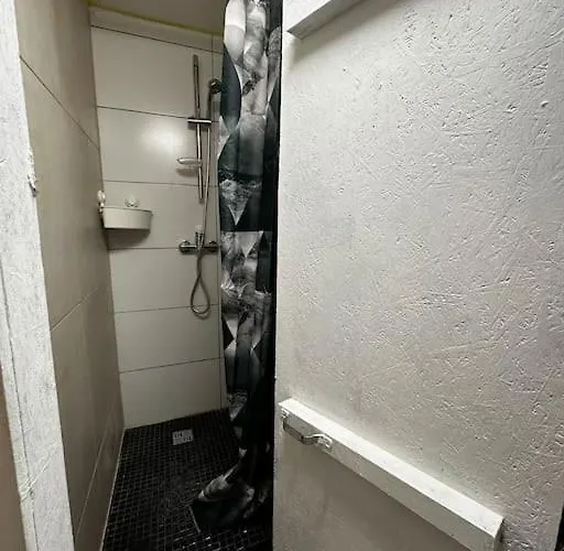 Appartement For Big Group - 6 Bedrooms&2 Same House Tallinn